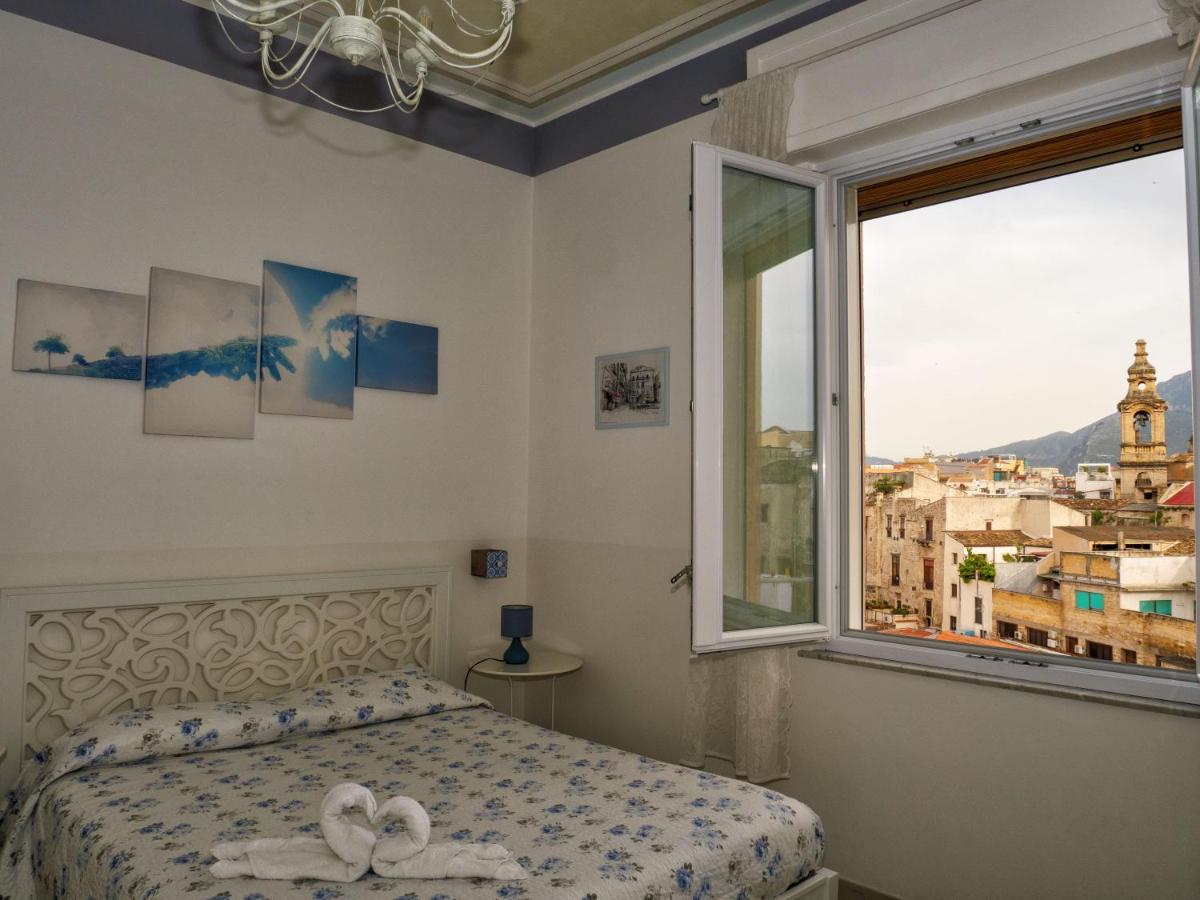 Deluxe Room with City View