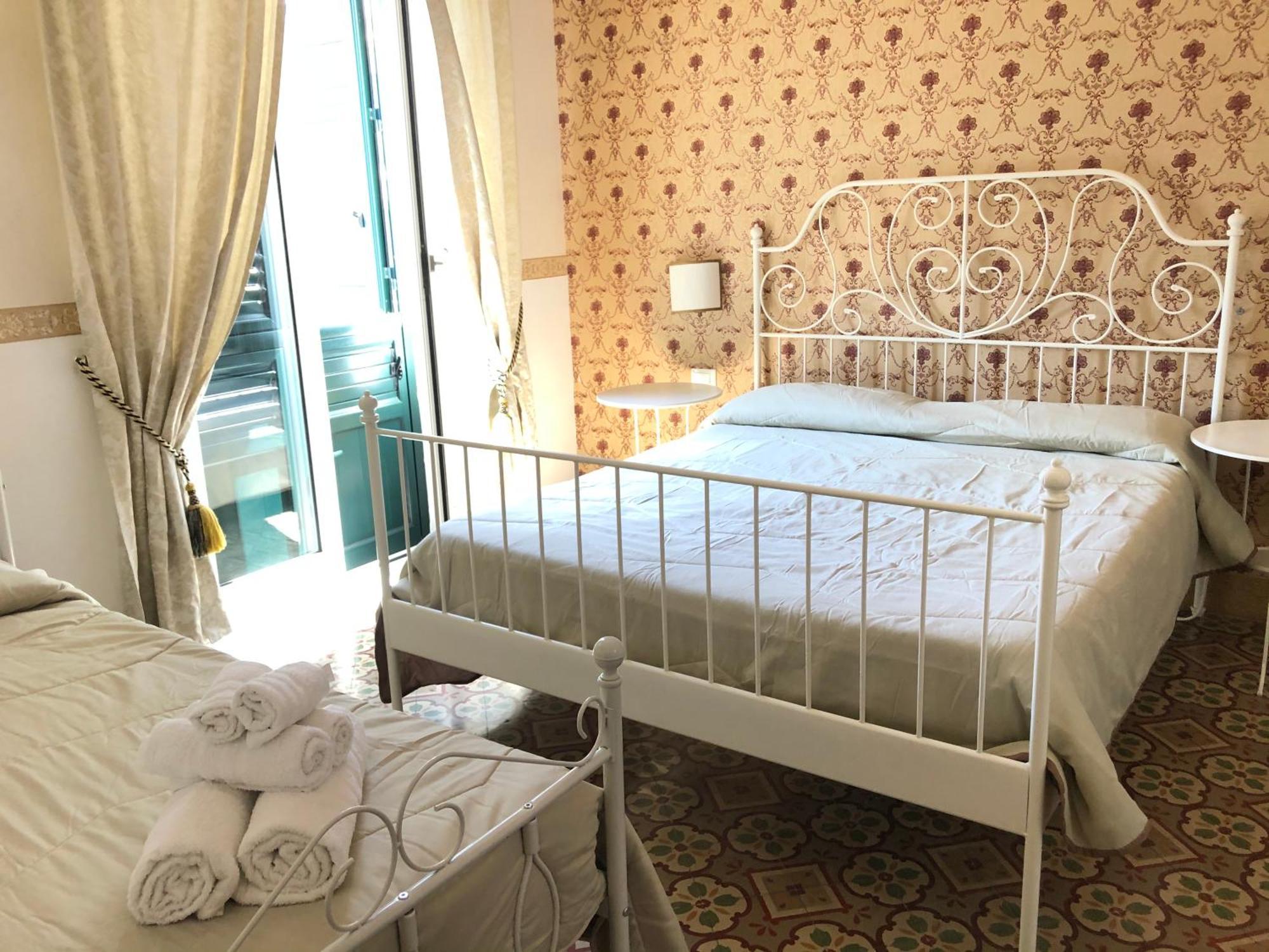 Triple Room,1216216708:JPEG