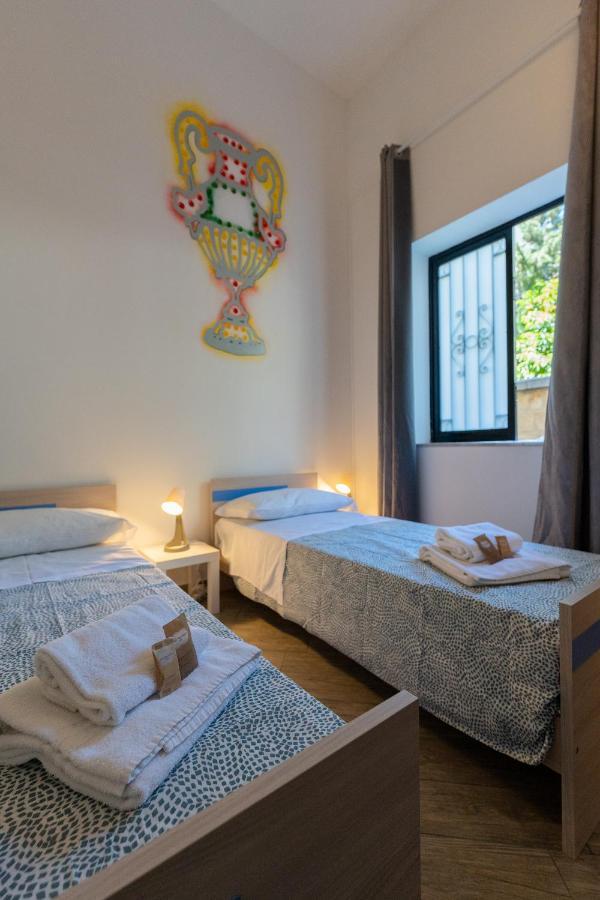 Dreibettzimmer mit eigenem Bad