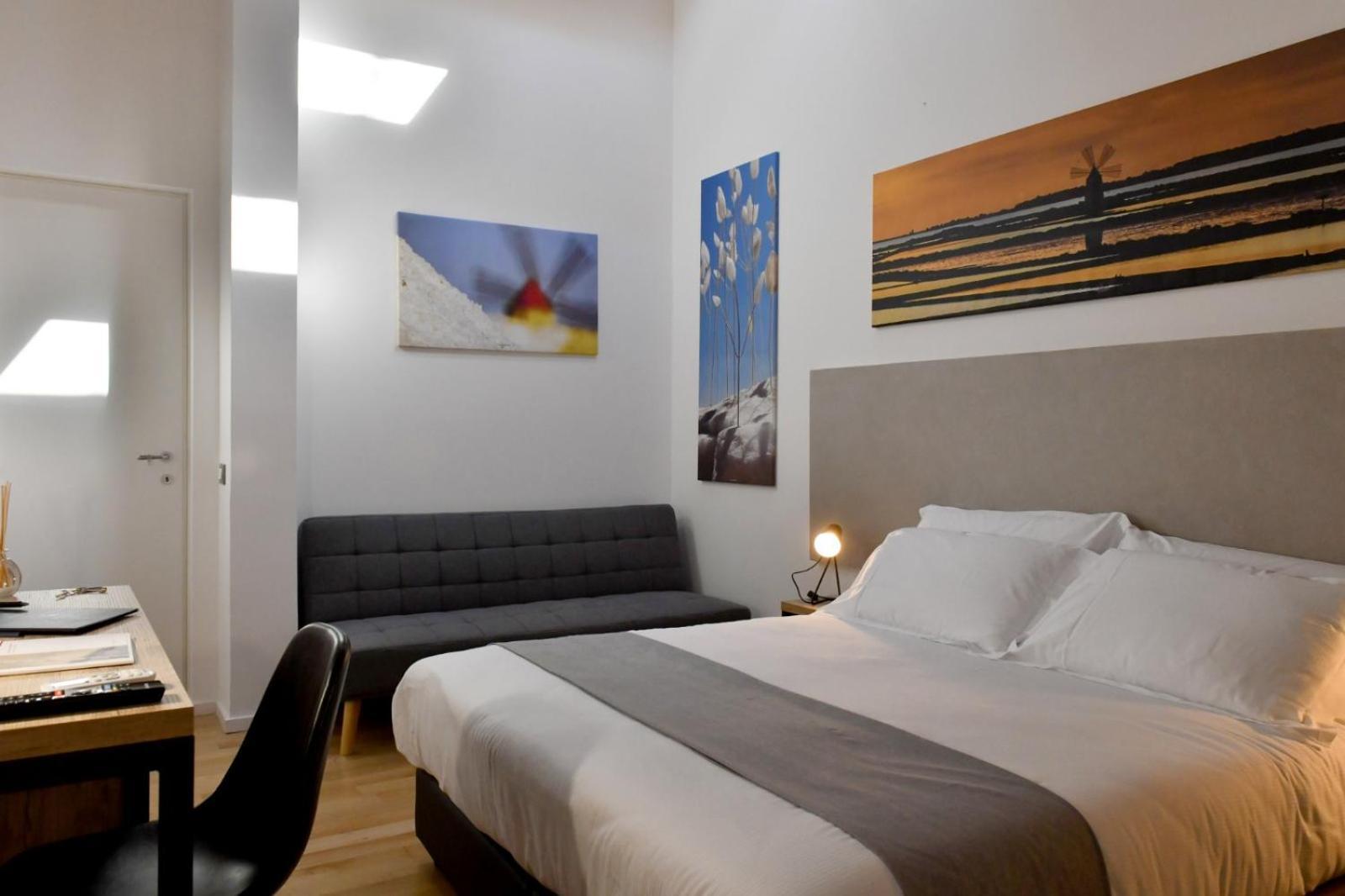 Double Room Private External Bathroom