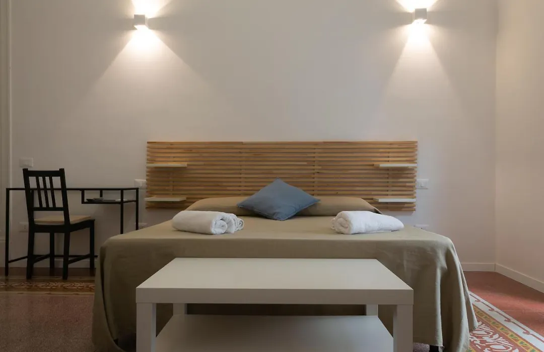 Piazza Florio Rooms-1