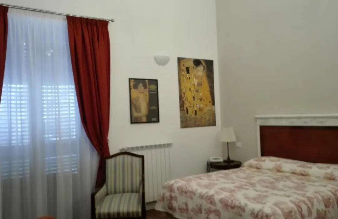 Demetra Rooms-1