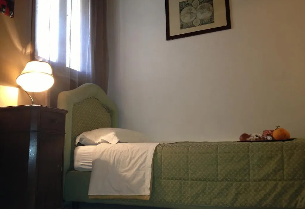 B&B Domus Dei Cocchieri-1