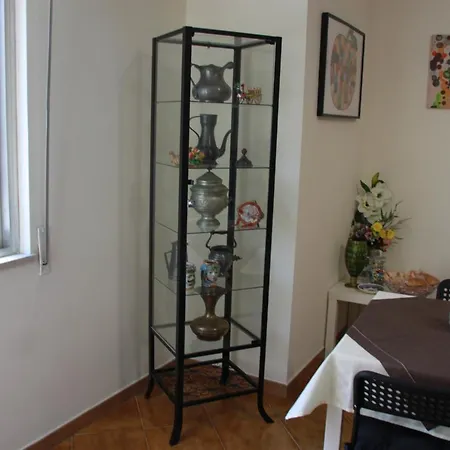B&B Alexander-Room And Breakfast-2