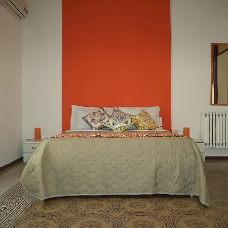 Locami Palermo Centro Rooms-2