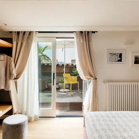Sui Tetti Di Balarm Boutique Rooms-2